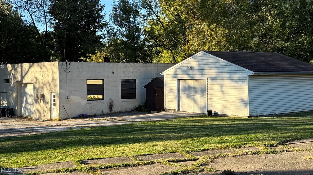 34200-Niles City - Residential