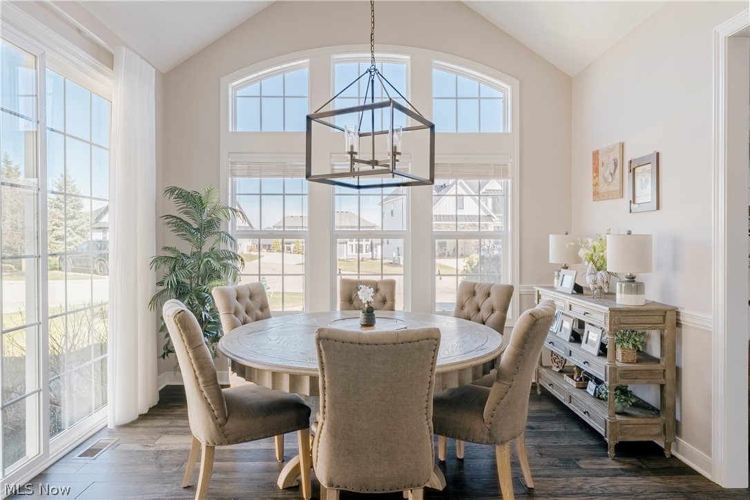 Sterling Lakes Pepper Pike Sub 8 - Residential