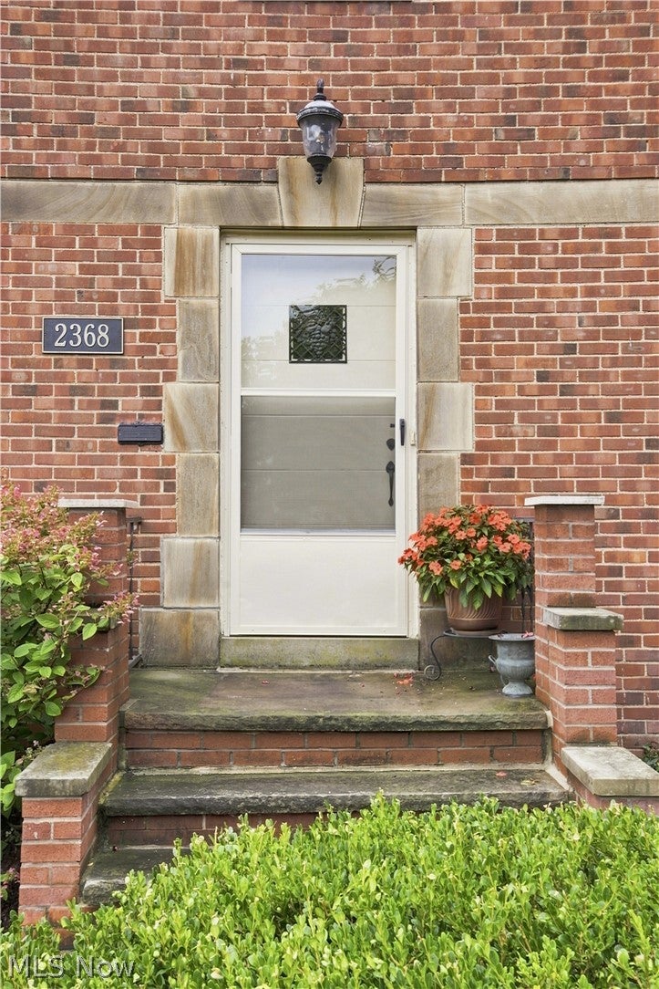 2368 Loyola Road