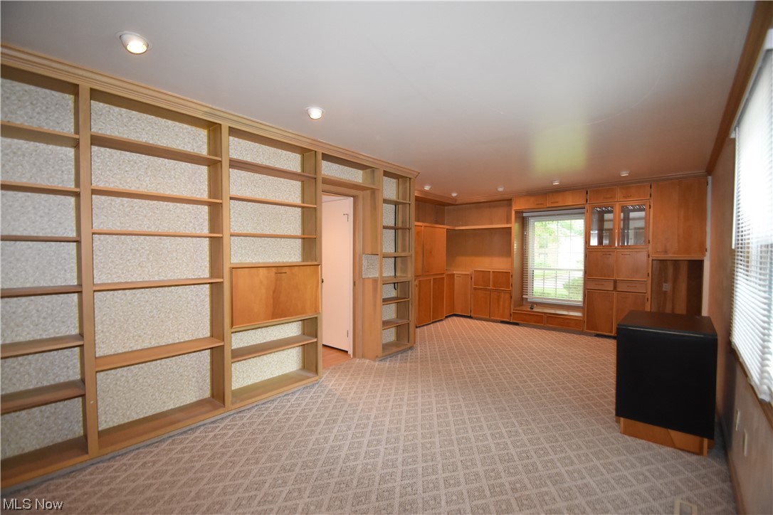 Forest Huntington Woods Condo - Residential