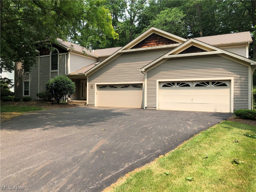 Forest Huntington Woods Condo - Residential