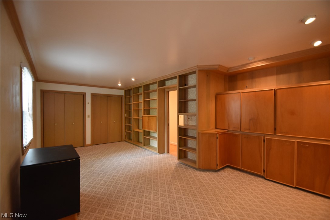 Forest Huntington Woods Condo - Residential