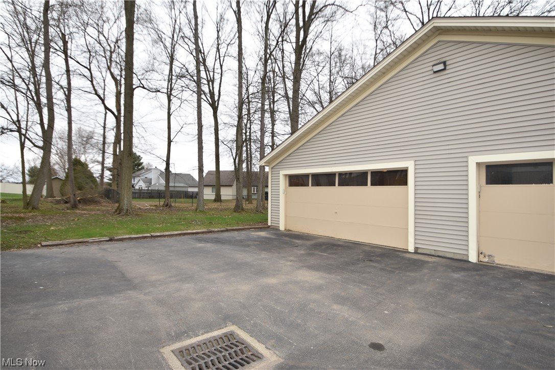 Forest Huntington Woods Condo - Residential