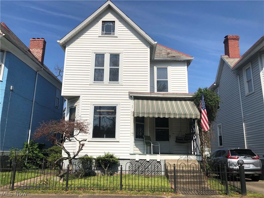 Don’t miss out on this incredible downtown Marietta Victorian that is full of rich values. This home has all that you would desire for the downtown living experience including original woodwork and hardwood floors. This home has a newly renovated kitchen, and a beautiful backyard patio great for entertaining. This house has three bedrooms, 1 1/2 baths, three fireplaces, and a spacious basement. The location of this home is what makes it so unique. The house is located in a area that has been used for commercial use as well as residential. Giving it the potential for office use or residential use.