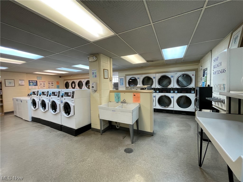 Lake House - Residential