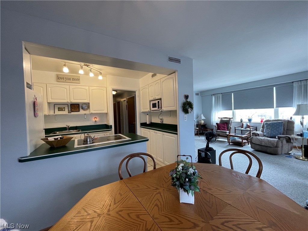 Lake House - Residential