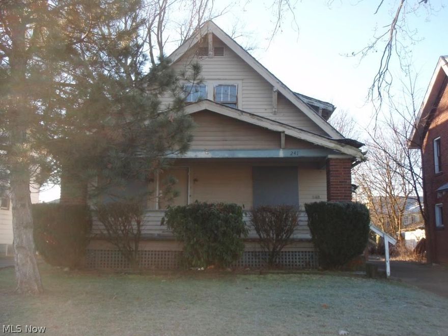 what more to say, under 2000 dollars and you can own this south side diamond in the rough. sure its needs some work, but this is how you start your investment portfolio, or get yourself a home for less than a decent used car, this is a must have ! This is a Fannie Mae Homepath Property