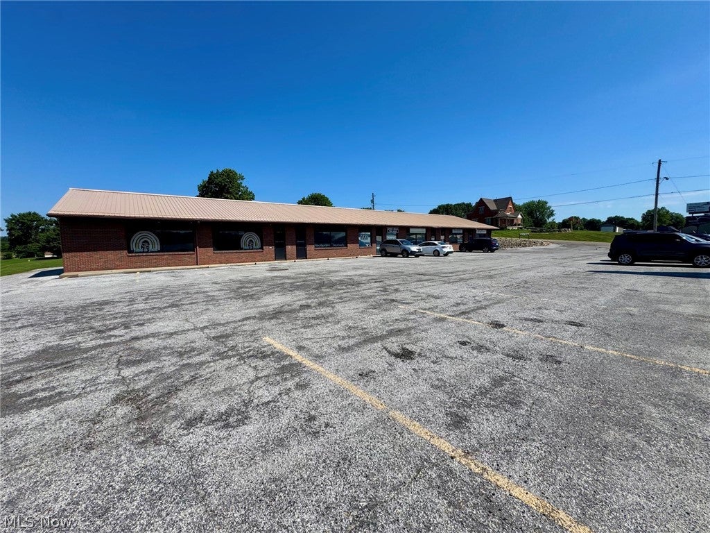 2923 Maysville Pike