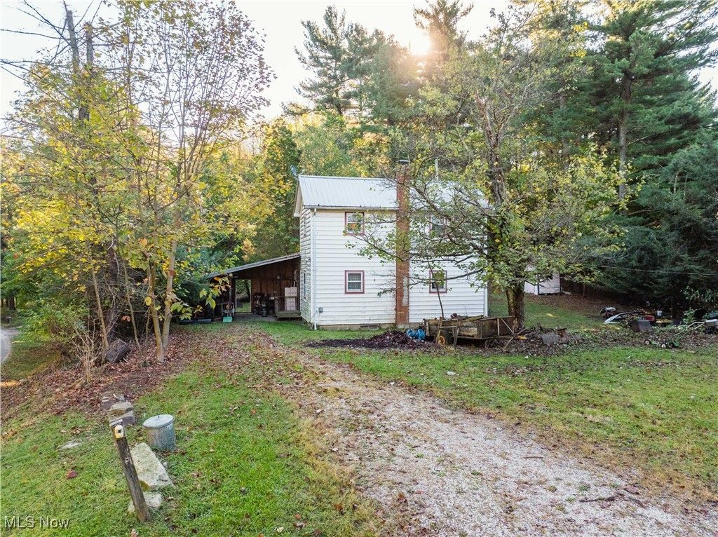 Photo of 6006 Echo Lake Road NE, New Philadelphia, OH 44663 (MLS # 5167654)