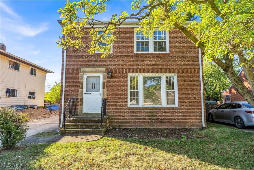 21550 Miller Ave, Euclid - Spacious 3-bed 1-bath single-family home! //

$ 1325 rent / $ 1325 deposit //
$55 application fee per adult //
1-2 pets OK in this unit. After application pre-approval, a PetScreening is required for any animals to proceed with one of our properties; a PetScreening affidavit is still required if you have no pets. (Some breed restrictions apply per HUD guidelines). //
NO SMOKING //
1 time $169 non-refundable set up fee paid at lease signing //

$35/month required resident benefit package; can include personal property/liability insurance for an additional $10/month for $45/month total. //

After application Pre-Approval 1 applicant per household application is required to fill out a PetScreening application, before being about to proceed with placing a Reservation Fee for one of our properties.  You will receive a pre-approval for your application and in order to proceed, the PetScreening is required. Even if you have NO pets - this application must be filled out. One time, non-refundable pet fee of $250-600 per animal applies to all pets & must be paid before or when you pay your first month rent. (No fee for qualified assistance animals). //

Our application is processed through secure site: Findigs, and they require ID and income verification. Without this, your application will not be processed. They offer 24/7 chat support on their application directly if you have any questions. //

BEDROOMS: 3 //
BATHROOMS: 1 //
APPLIANCES PROVIDED: Fridge, stove, and microwave //
UTILITIES / RESIDENT RESPONSIBILITY: Residents are responsible for all utilities including: water/sewer/trash, gas & electric and are responsible to maintain lawn care maintenance & snow removal. //

Serious inquiries only.