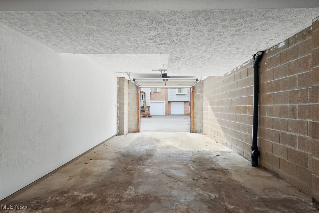 Village/Pointe West - Residential