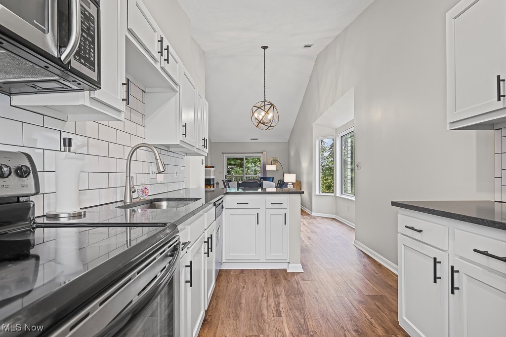 Village/Pointe West - Residential