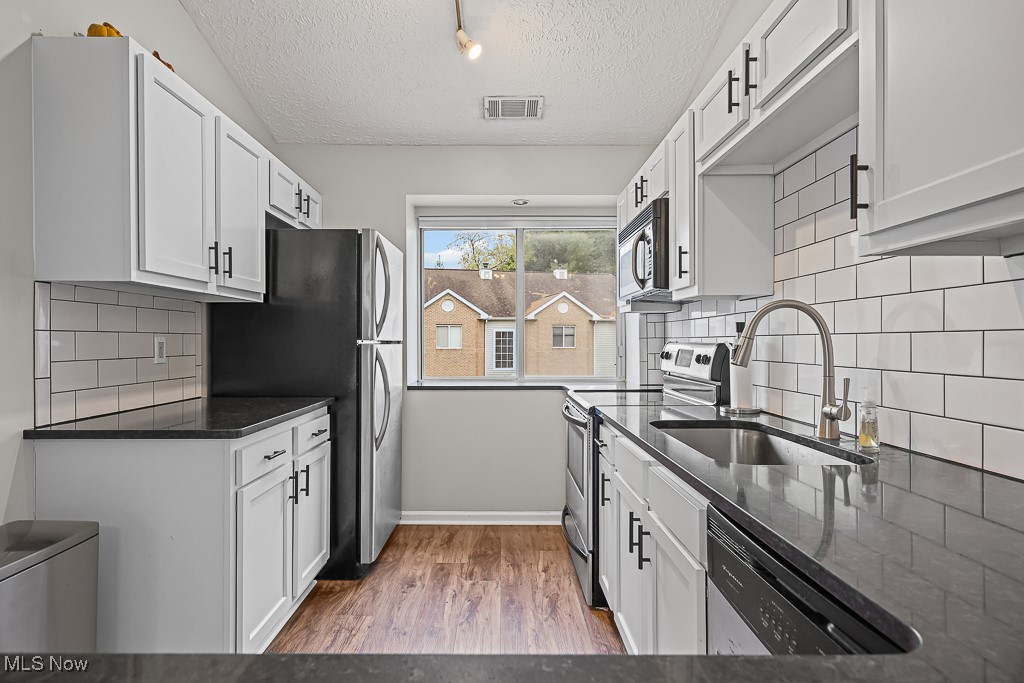 Village/Pointe West - Residential