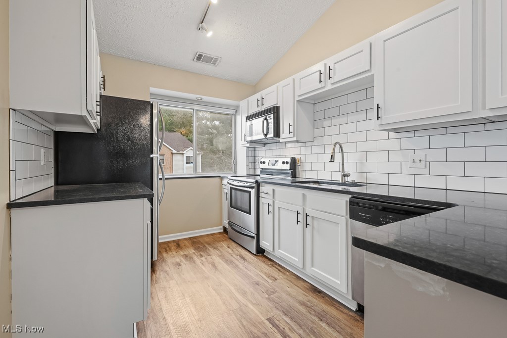 Village/Pointe West - Residential