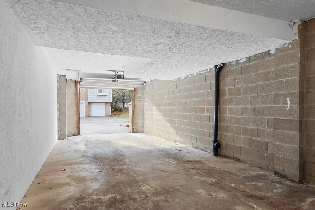 Village/Pointe West - Residential