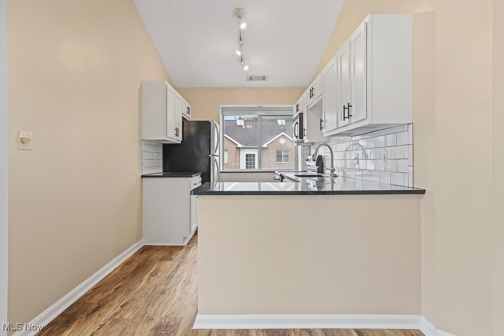 Village/Pointe West - Residential