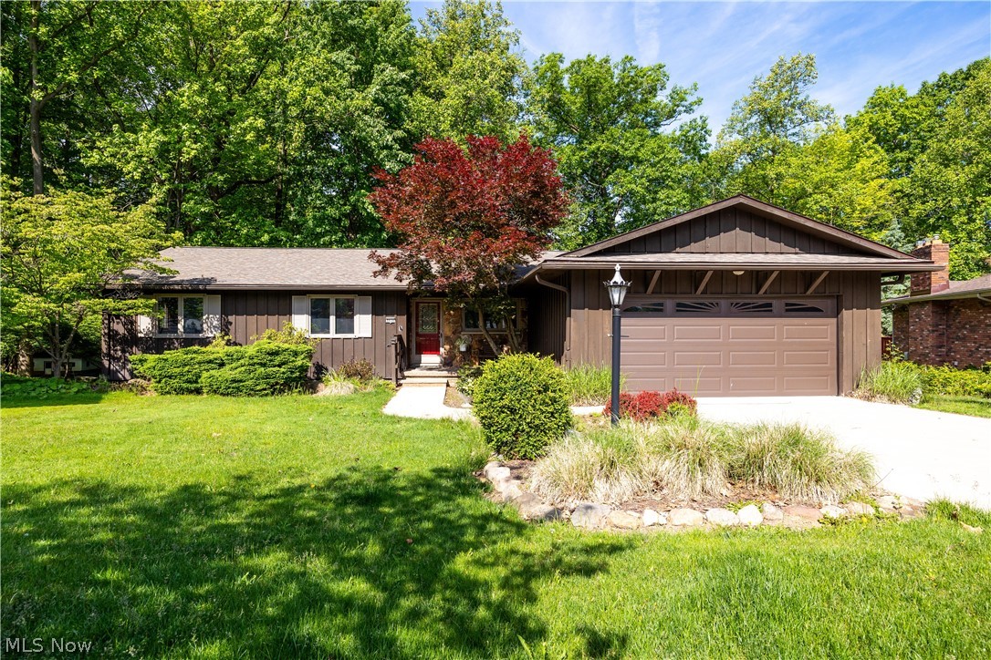 8636 Scarlet Oak Lane