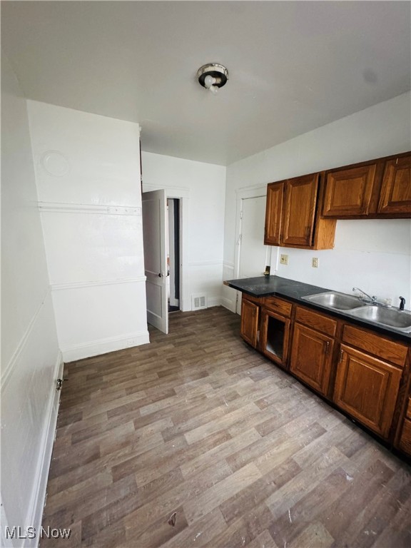 Colonial Heights - Residential Income