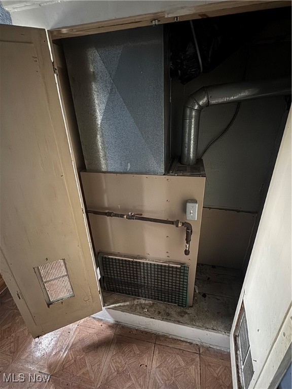 Colonial Heights - Residential Income