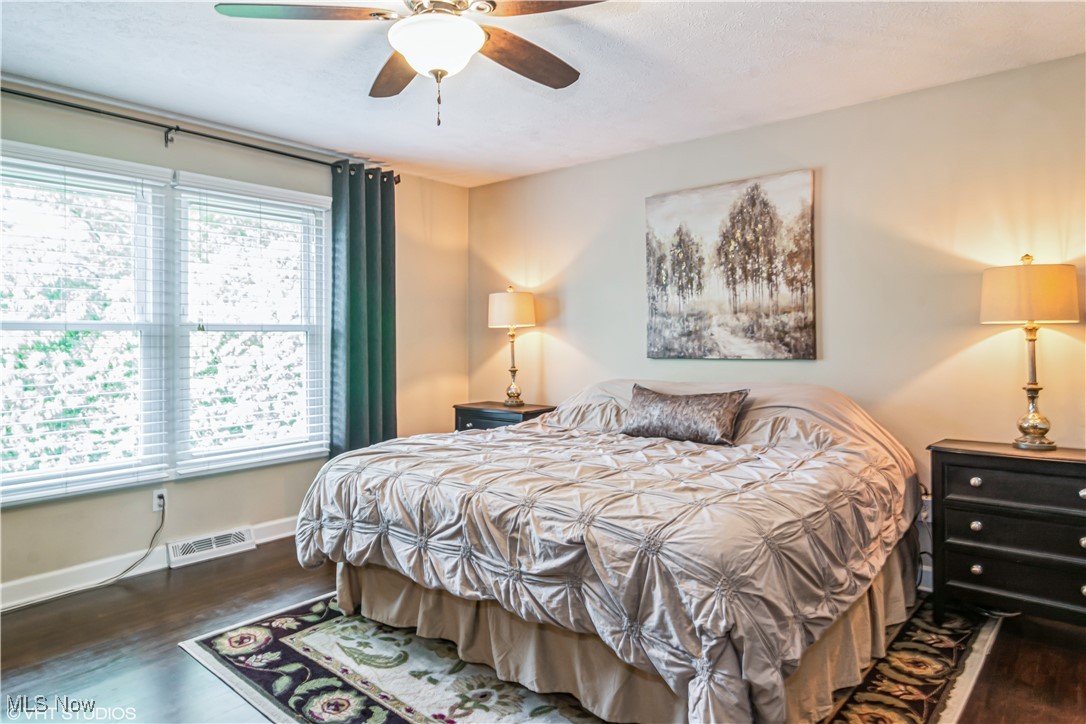 37 Monticello Drive, Brunswick, Ohio image 12