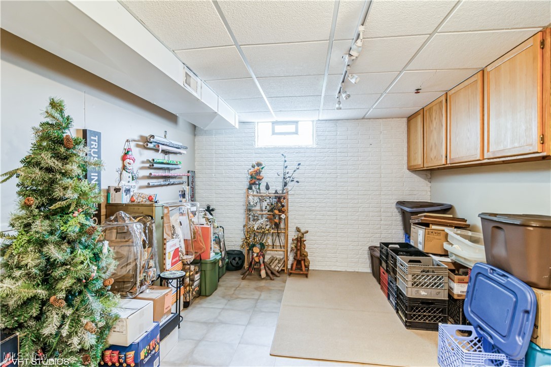 37 Monticello Drive, Brunswick, Ohio image 24