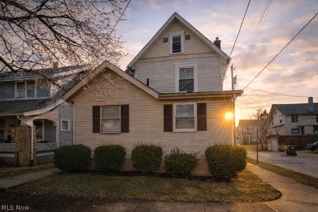 Photo of 3114 2nd Street NW, Canton, OH 44708 (MLS # 5191825)