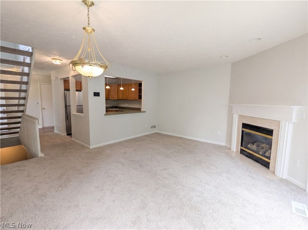 Photo of 1352 Meadow Run, Copley, OH 44321 (MLS # 5209343)