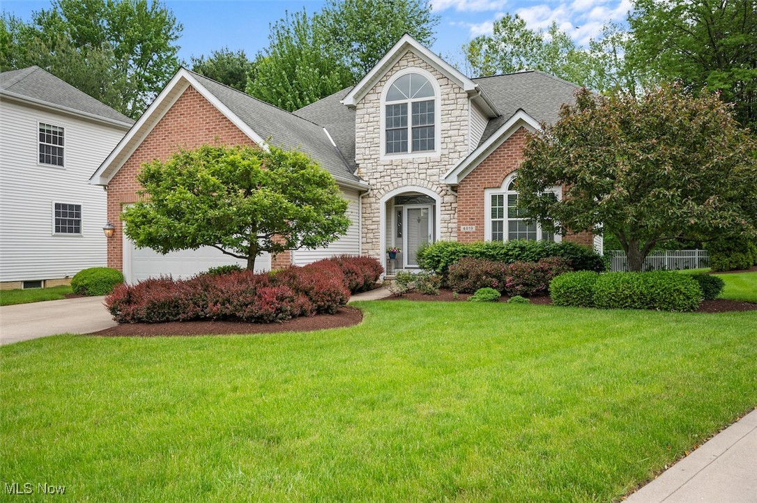 Westlake, Ohio 44145, United States, 3 Bedrooms Bedrooms, ,4 BathroomsBathrooms,Residential,Contingent,135418