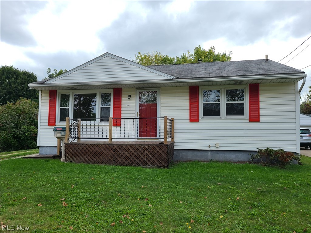 1118 Battles Ave Akron, OH 44314 is a sought after Ranch home across from Prentiss Park. This 3 bedroom 2 bath home is ready for you to move in just in time to catch the local youth football games at the park. Enjoy the fenced in back yard with patio or just hang out in the living room with family. There is easy access to public transportation, the highway, shopping or anything else you might need. This home does accept section 8. Please apply early and be sure to ask for the vetting questions and application link prior to viewing.