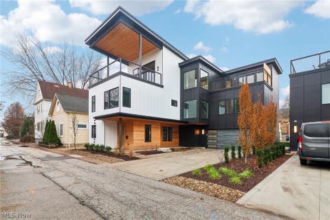 Photo for 2302 W 6th Street