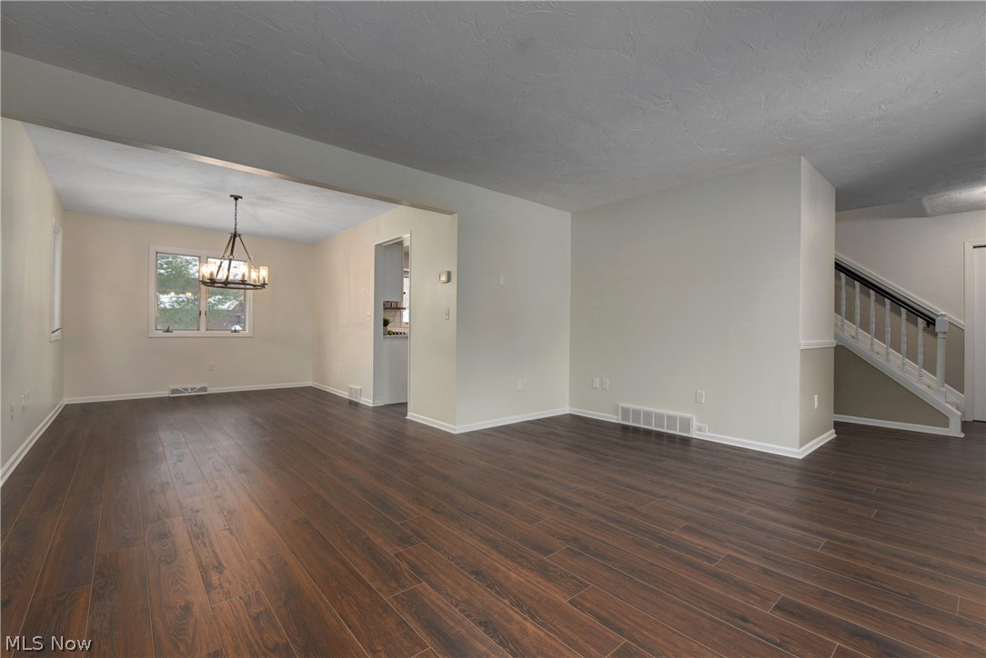 Williamsburg Heights 06 - Residential