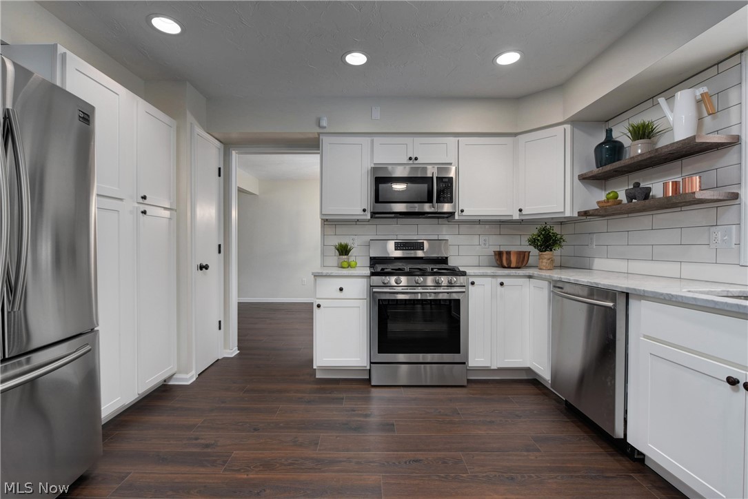 Williamsburg Heights 06 - Residential