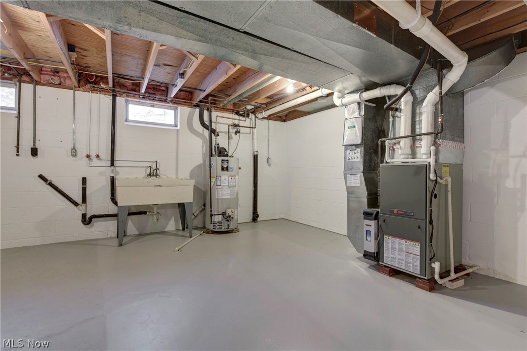 Williamsburg Heights 06 - Residential