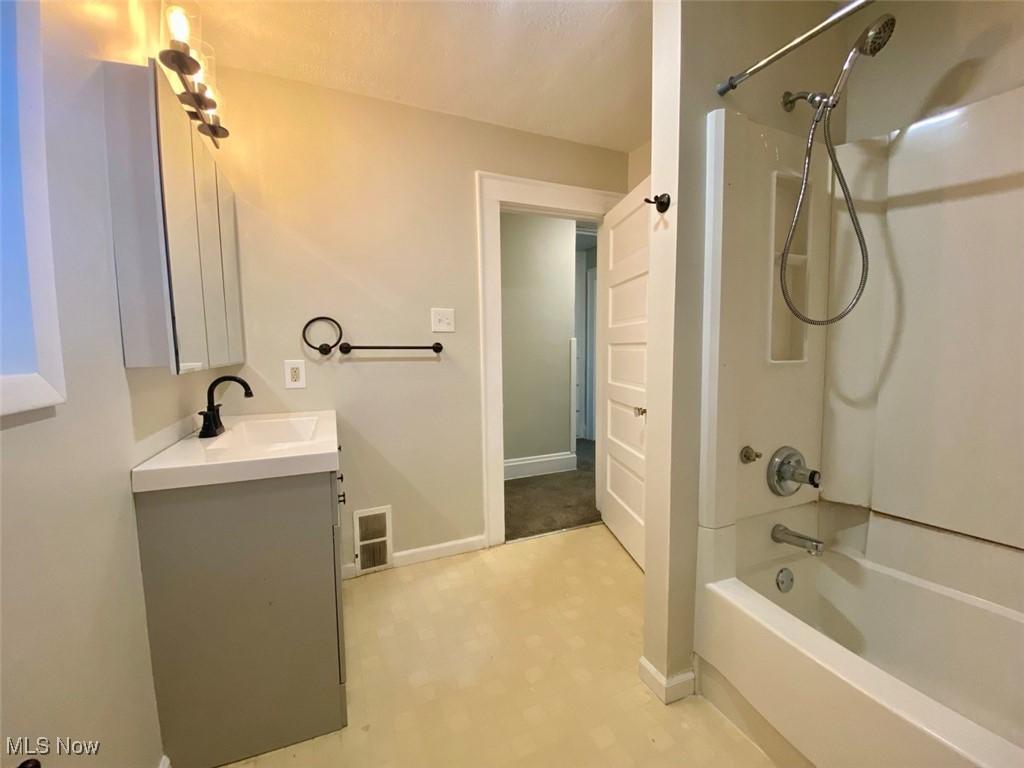 Bloomfield - Residential Lease