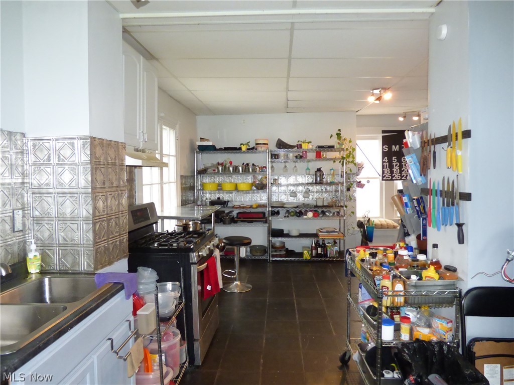 Ford & Holdens - Residential