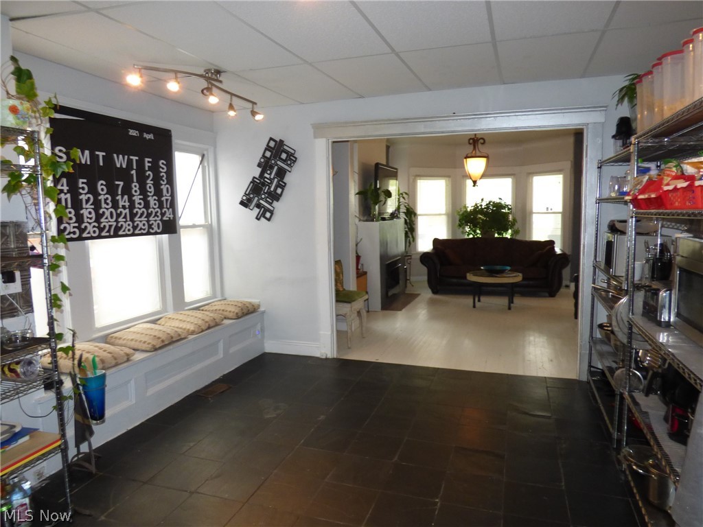 Ford & Holdens - Residential