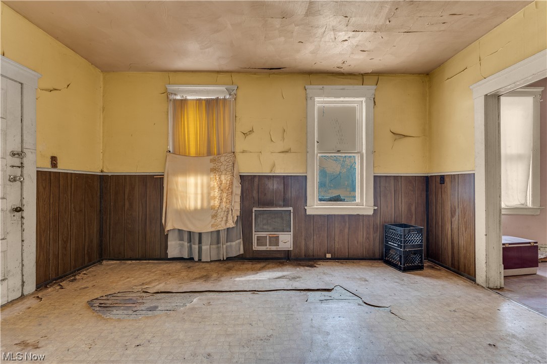 Joseph Hoffmans Posen Sub - Residential Income