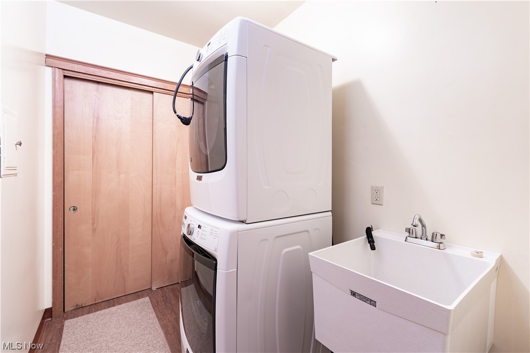 Colahan Drive - Residential