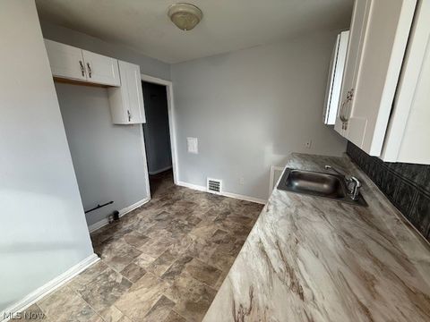 Tiny photo for 4377 Ingleside Road, Cleveland, OH 44128 (MLS # 5187515)