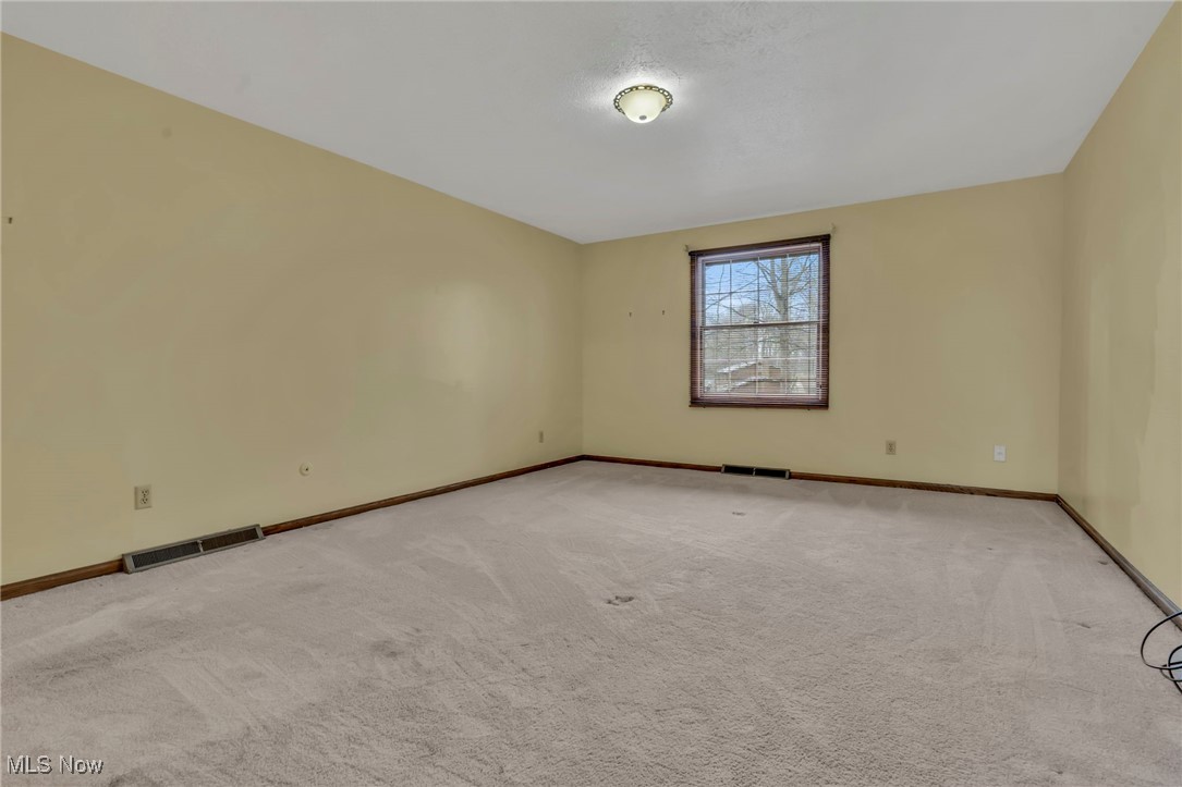 7776 Hardin Street, Massillon, Ohio image 25