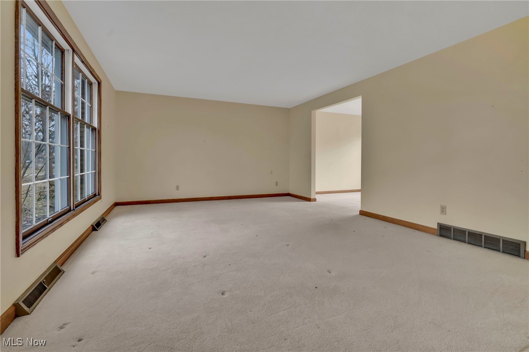 7776 Hardin Street, Massillon, Ohio image 16
