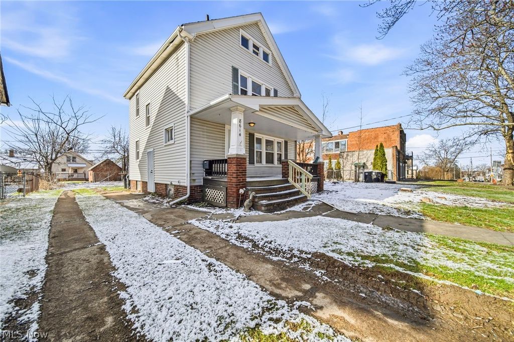 Photo of 8614 Bancroft Avenue, Cleveland, OH 44105 (MLS # 5195914)
