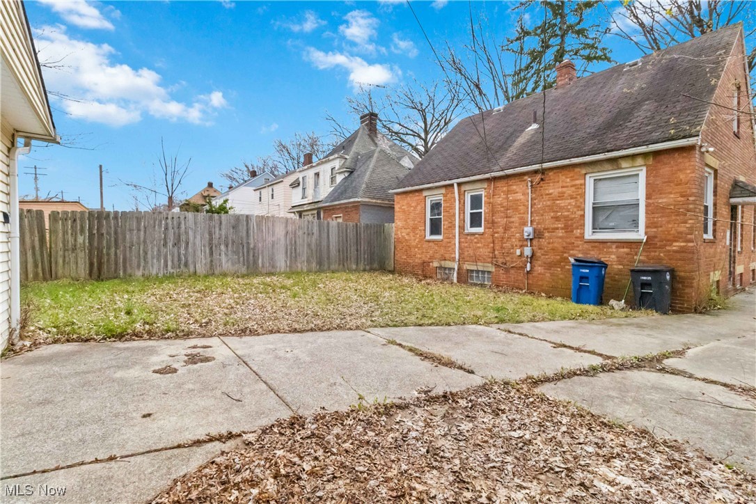 16301 Invermere Avenue, Cleveland, Ohio image 26