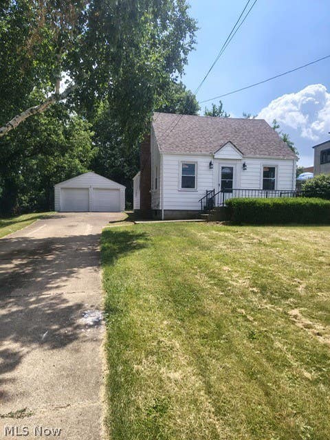 Homes For Sale - 7205 Claybourne Ave<br/> Mahoning County, Youngstown, OH 44512