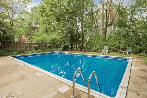 Tiny photo for 2577 Overlook Road #W3 (5), Cleveland Heights, OH 44106 (MLS # 5206144)
