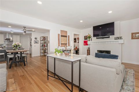 Tiny photo for 2577 Overlook Road #W3 (5), Cleveland Heights, OH 44106 (MLS # 5206144)