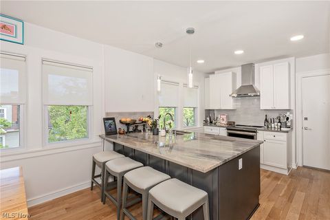 Tiny photo for 2577 Overlook Road #W3 (5), Cleveland Heights, OH 44106 (MLS # 5206144)