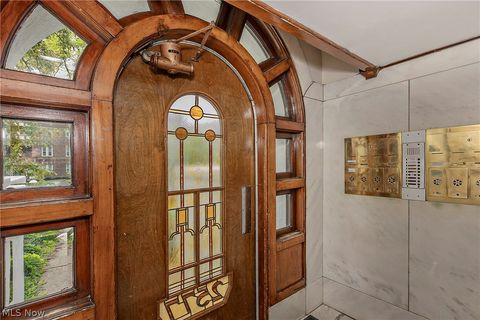 Tiny photo for 2577 Overlook Road #W3 (5), Cleveland Heights, OH 44106 (MLS # 5206144)