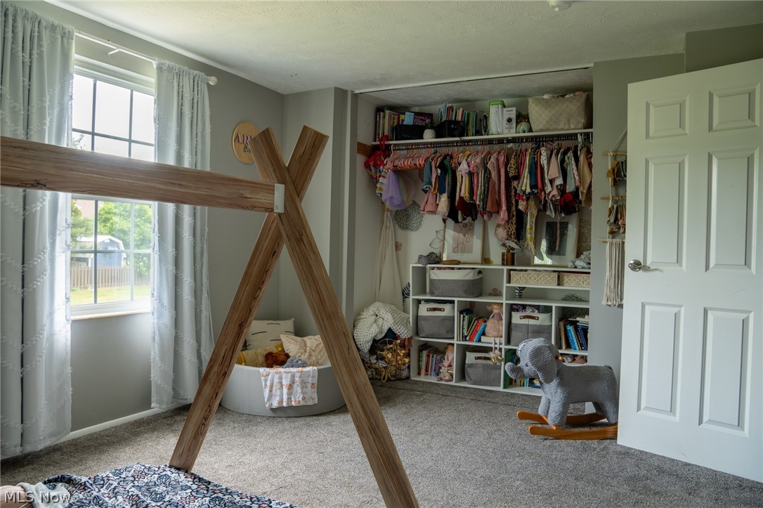 Lakeview Estate - Residential