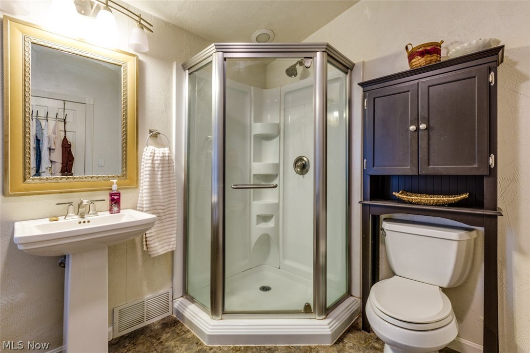 Pleasant View Highland - Residential